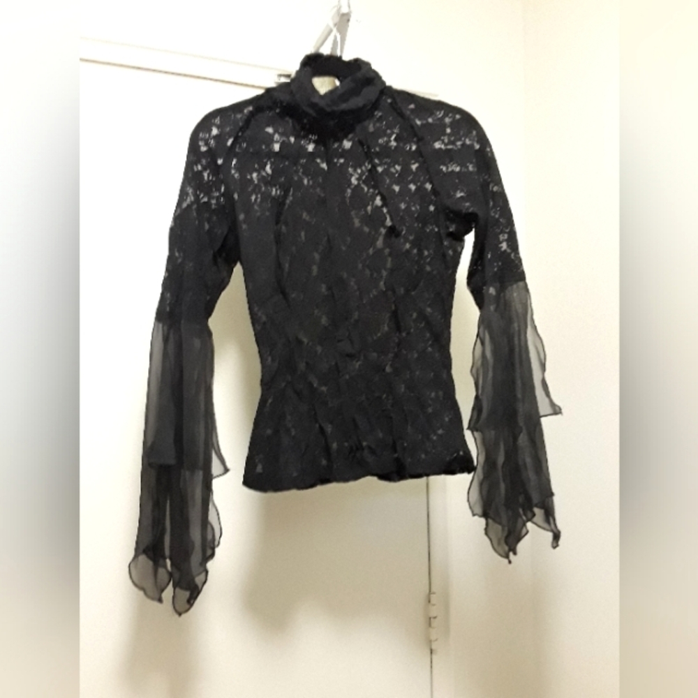 Vintage excalibur lace top